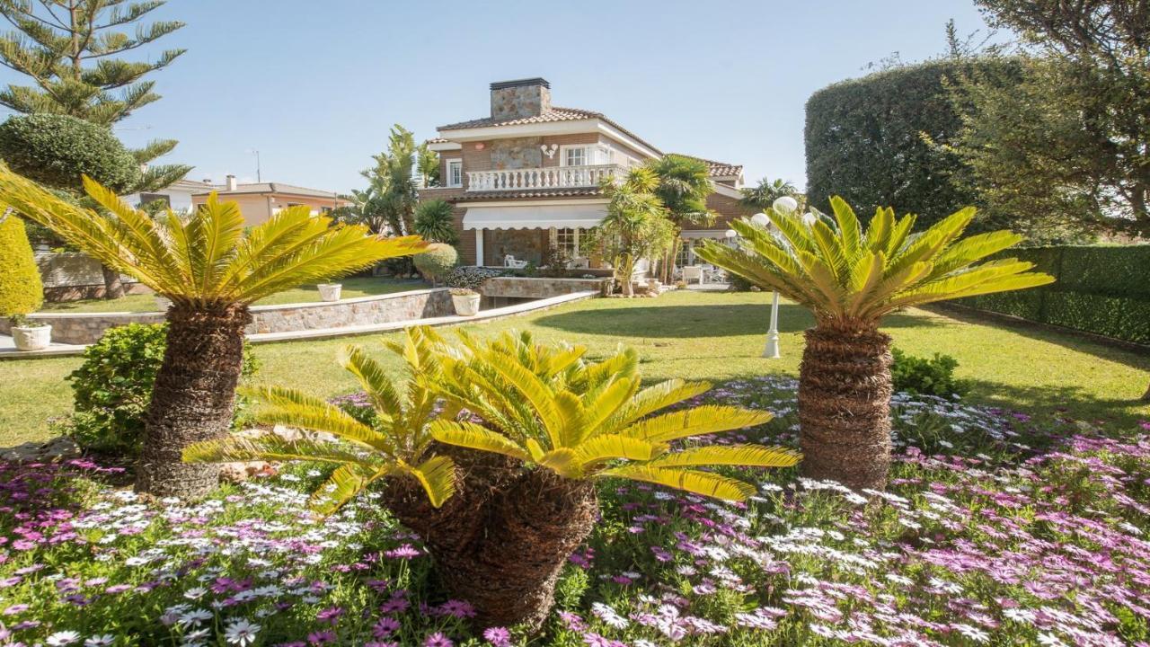 R60 Casa Sendo Villa Calafell Bagian luar foto