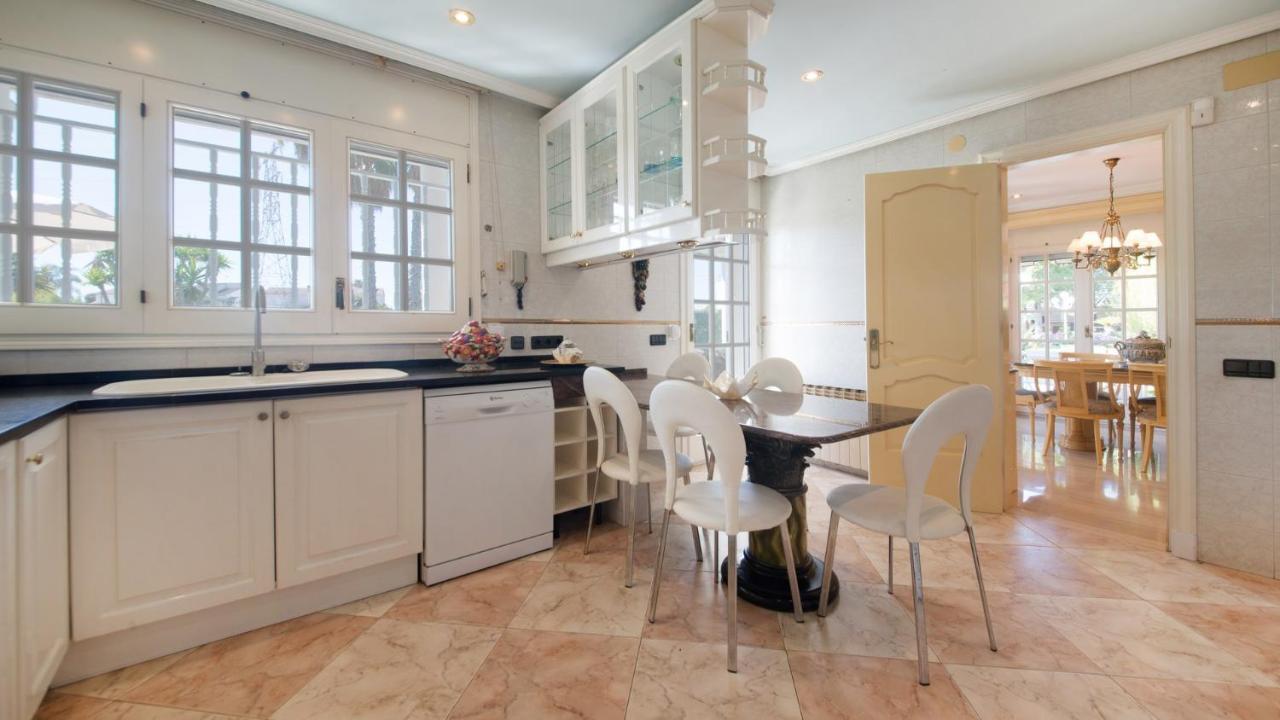 R60 Casa Sendo Villa Calafell Bagian luar foto