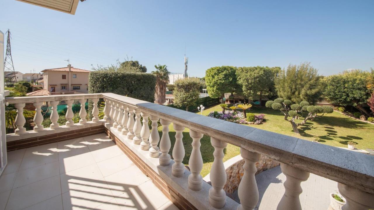 R60 Casa Sendo Villa Calafell Bagian luar foto