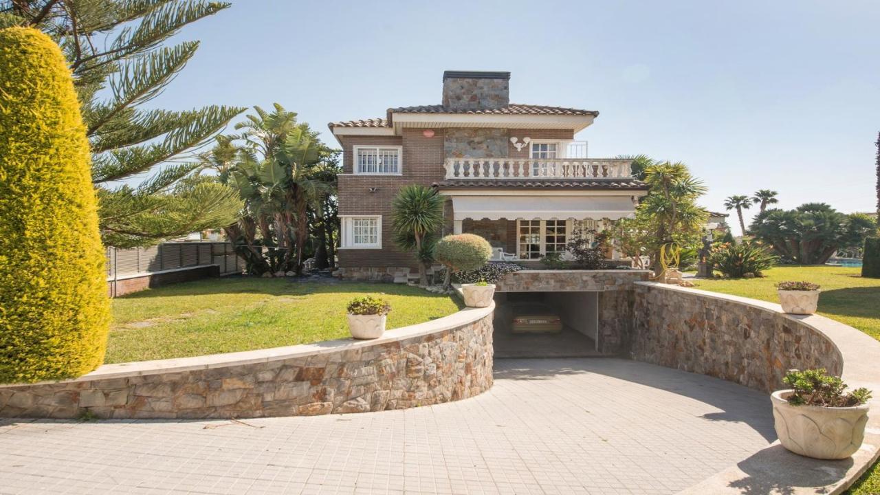 R60 Casa Sendo Villa Calafell Bagian luar foto